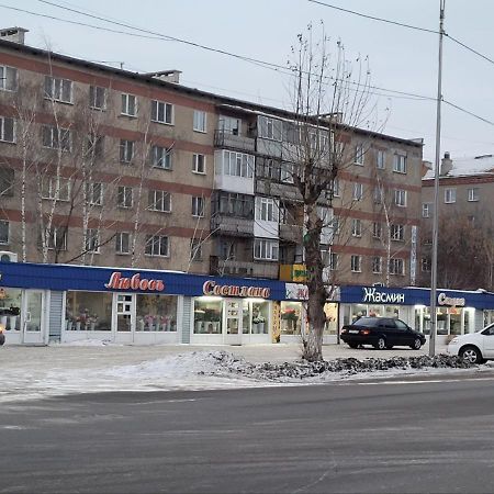 1 Комнатные Апартаменты На Садуакасова 24 Kokshetau Exterior foto